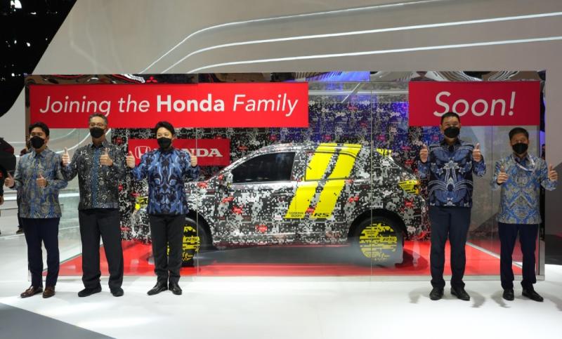  Honda SUV RS Concept yang sudah semakin berbentuk diperkenalkan di booth Honda pameran otomotif GIIAS 2022 di ICE BSD City, Tangerang