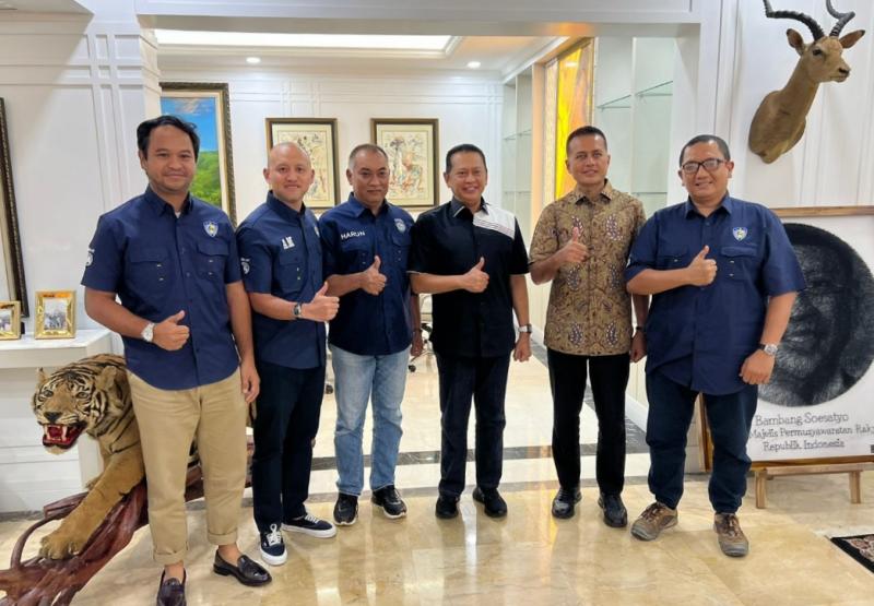 Bamsoet bersama Wagub Sumatra Utara Ijeck, Harun Nasution, Ananda Mikola, Bagoes Hermanto dan Loqy Siregar di Jakarta hari ini