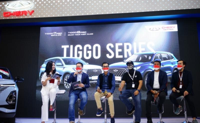 Talkshow hadirkan influenzer otomotif membedah Tiggo 8 Pro di booth Chery, GIIAS 2022 di ICE BSD City Tangerang