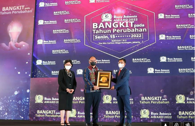 Astra Otoparts berhasil mendapat penghargaan  Bisnis Indonesia Award 2022