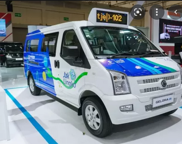 Model DFSK Gelora E yang akan menjadi angkutan umum di Jakarta