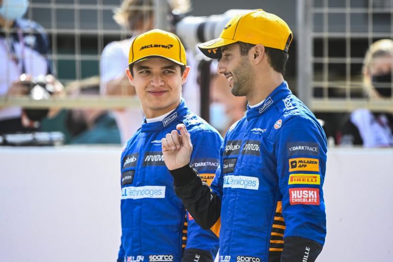 Daniel Ricciardo dan Lando Norris, jalin kebersamaan jelang perpisahan di akhir musim 2022. (Foto: mclaren)
