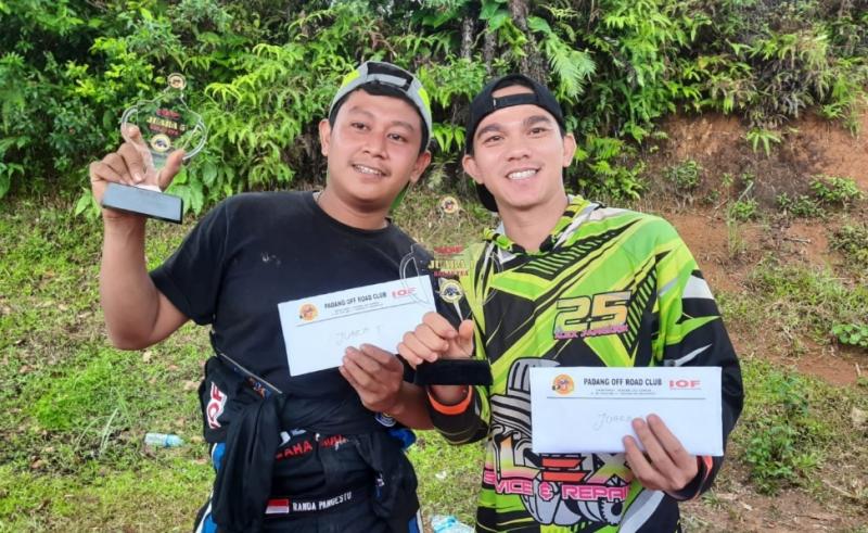 Alex Jangkrik Juara Padang Anniversary Offroad, Menggunakan Suzuki Jimny Bermesin Baleno
