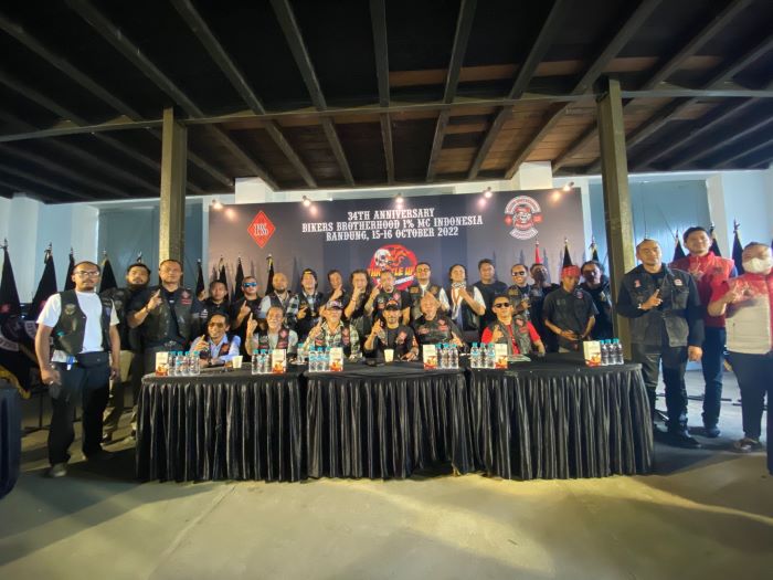 Para pengurus Bikers Brotherhood 1 Persen MC Indonesia siap melaksanakan acara besar perayaan Ultah ke 34 Klub