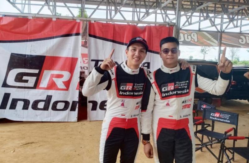 Ryan Nirwan dan Adi Indiarto pereli andalan Toyota Gazoo Racing Indonesia kunci juara nasional Sprint Rally 2022d di Muara Bungo. (foto : bs)