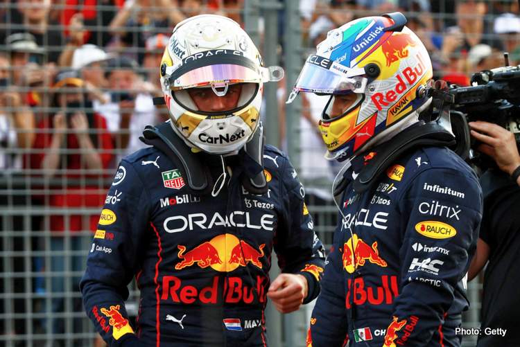 Sergio Perez dan Max Verstappen, saatnya berkelahi untuk reputasi pribadi masing-masing. (Foto: grandprix247) 