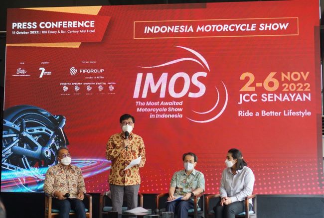 Konferensi pers pameran otomotif IMOS 2022 di Jakarta baru-baru ini