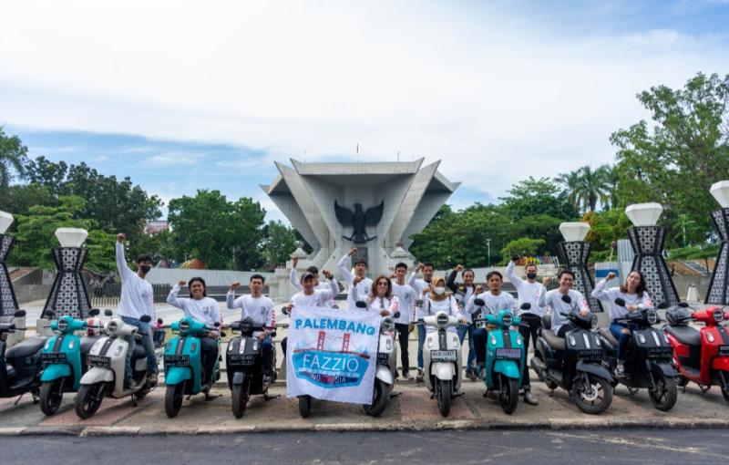 Ratusan pengguna Yamaha Fazzio Hybrid-Connected mengikuti Touring Peringatan Hari Sumpah Pemuda 2022