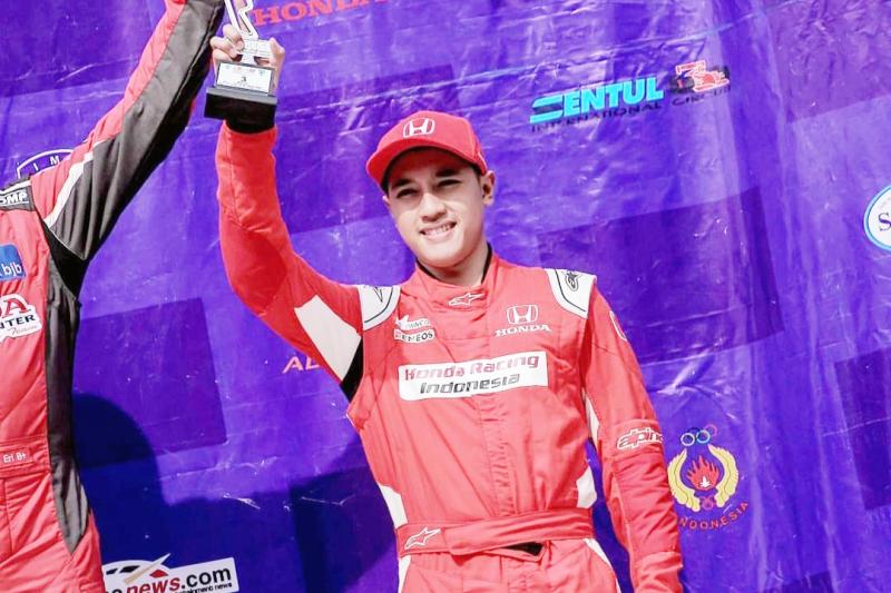 ISSOM 2022 : Pembalap Avila Bahar Dari Honda Racing Indonesia Juara Termuda ITCR 1500!