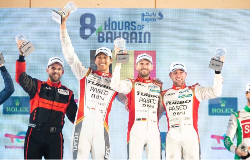  Sean Gelael bersama Robin Frijns dan Rene Rest dari tim WRT #31 menutup musim dengan kemenangan fantastis di 8 Hours of Bahrain, merupakan round 6 FIA WEC 2022 di Bahrain International Circuit  