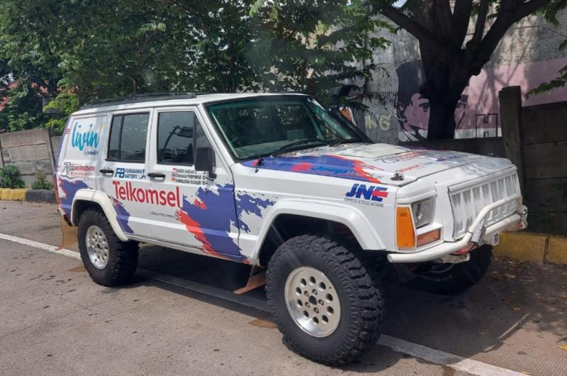 Jeep Cherokee XJ Ltd ini menjadi andalan Memen Harianto, Rimrim dan Chonlanat Phophipad ke Asia Cross Country Rally di Thailand - Kamboja, 21-26 November 2022 