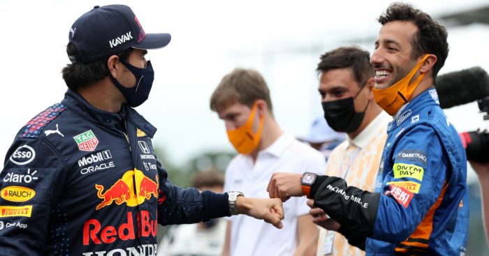 Daniel Ricciardo dan Sergio Perez, ada strategi tersembunyi di antara mereka. (Foto: ist)