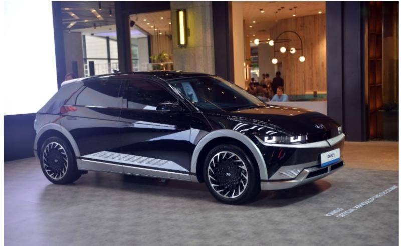Hyundai hadirkan Commemorative Exhibition mobil resmi G20 Summit Bali yaitu Genesis Electrified G80 Special Edition Long Wheelbase 