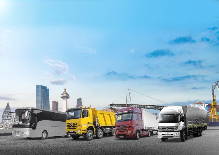 Catat Penjualan Positif 2022, Daimler Truck Indonesia Optimis dengan Pasar Truk dan Bus Indonesia