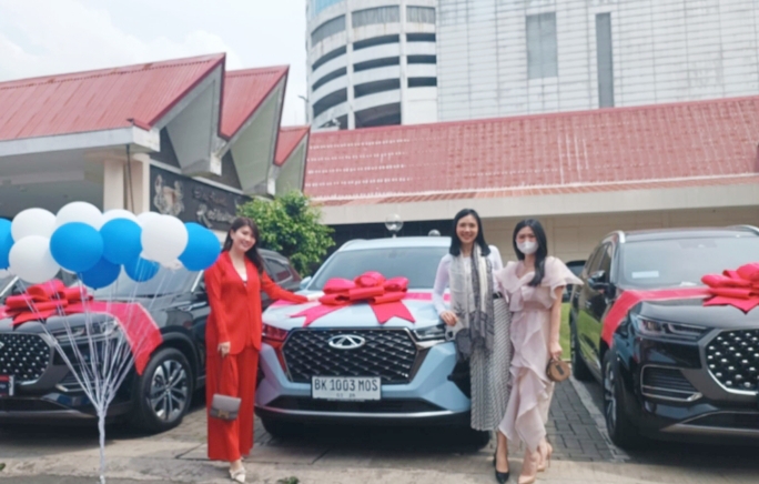 Acara serah terima 10 Kunci mobil CHERY TIGGO PRO Series kepada konsumen bertempat di diler Chery Medan Oriental, Kota Medan, Sumatra Utara hari ini
