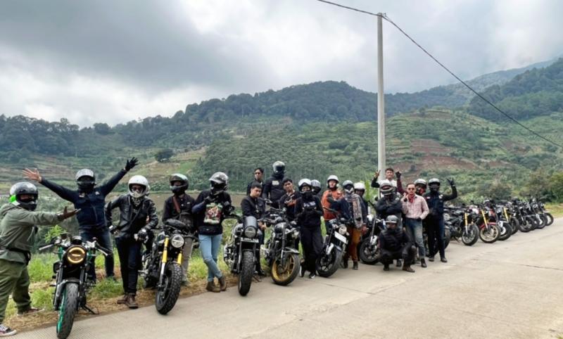 Rayakan Ultah, Komunitas Pecinta Yamaha XSR 155 Lakukan Touring dan Bakti Sosial   