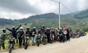 Komunitas Pecinta Yamaha XSR 155 Rayakan Hari Jadi Dengan Lakukan Touring dan Bakti Sosial 