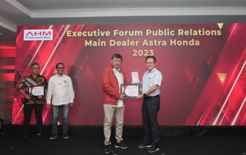Dua inovasi layanan dan digitalisasi Wahana Makmur Sejati Honda Sabet Penghargaan Nasional