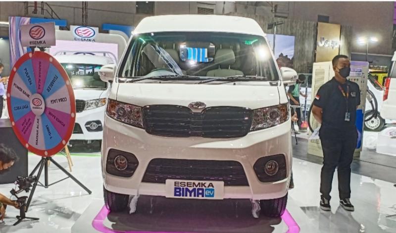 Mobil Esemka hadir di pameran otomotif IIMS 2023 dengan memboyong prototipe mobil listrik, juga menampilkan beberapa model lainnya