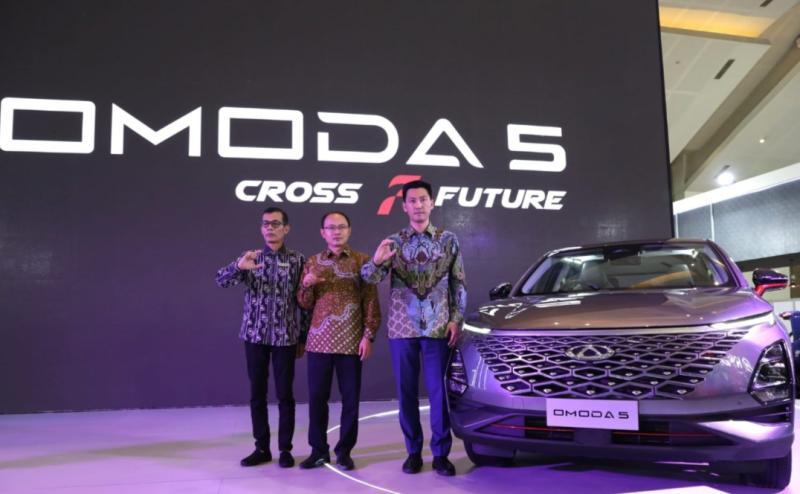 Mobil Chery resmi umumkan harga Pre-Booking untuk OMODA 5 selama pameran otomotif IIMS 2023