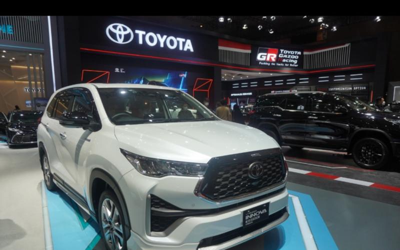  Toyota siapkan berbagai solusi mobilitas khusus seluruh pengunjung di pameran otomotif IIMS 2023, JI Expo Kemayoran Jakarta 