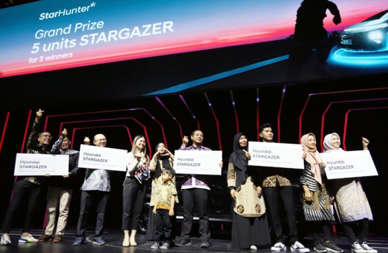 Hyundai Serahkan Grand Prize STARGAZER Program Hyundai StarHunter di Pameran IIMS 2023, Ini 5 Pemenangnya