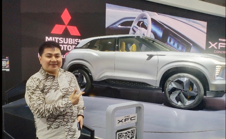 Mitsubishi XFC Concept di mata Andrew seorang swasta asal Kelapa Gading Jakarta Utara bakal menjadi SUV Compact Futuristik pertama di Indonesia