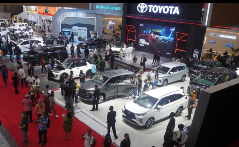Toyota mencetak lebih dari 1900 Surat Pemesanan Kendaraan di IIMS 2023, Avanza dan Veloz masih menjadi pilihan keluarga Indonesia