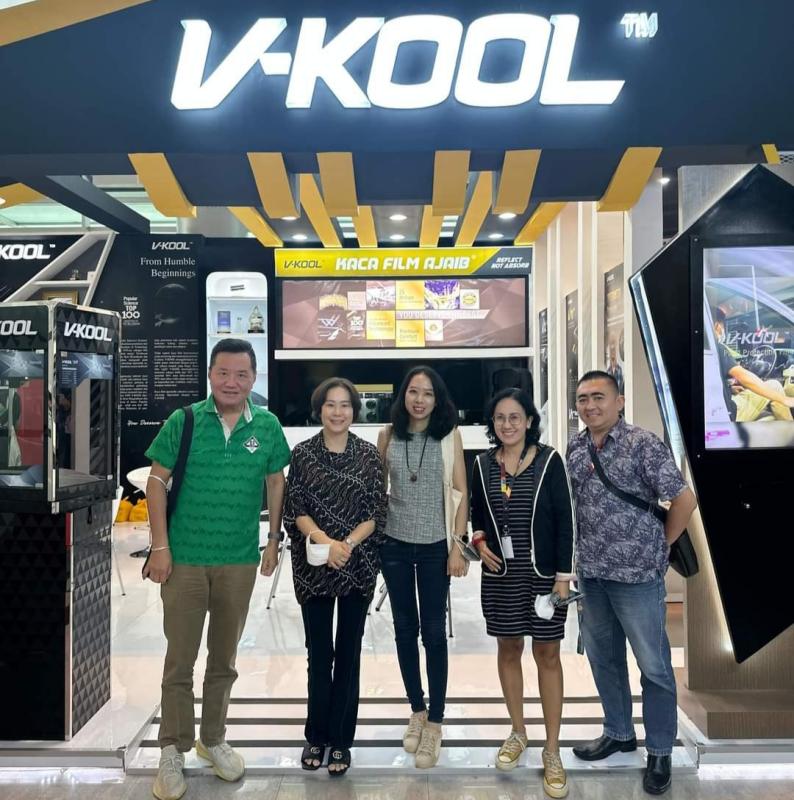 Generasi Kedua Dealer Kaca Film V-Kool Medan Sumatra Utara, Kunjungi Booth V-Kool di Pameran IIMS 2023