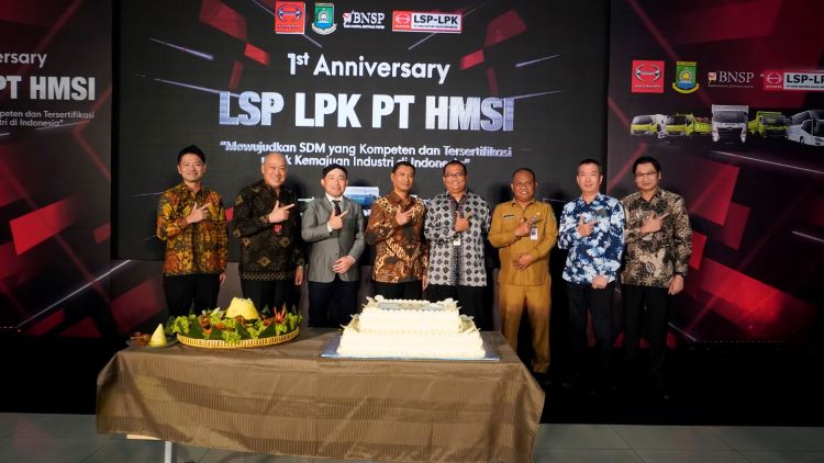 Rayakan Ulang Tahun Pertama LSP-LPK, Hino Siap Mencetak SDM Kompeten untuk Industri