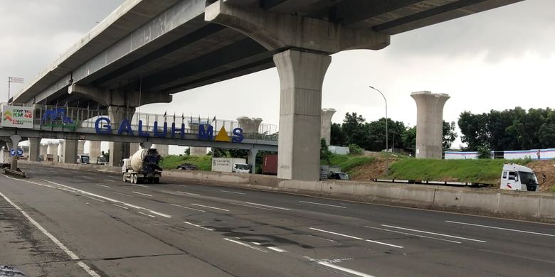 Jurus Jitu Hadapi Jalan Berlubang dengan Aman Ala Auto2000, Ini Detailnya!