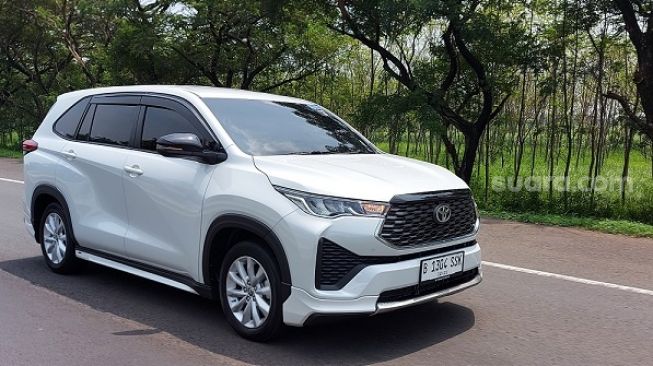 Tampilan Toyota Innova Zenix yang menggoda konsumen mobil di Tanah Air
