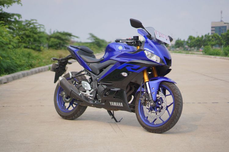 Yamaha R25 yang menjadi motor sport andalan di pasar Asia