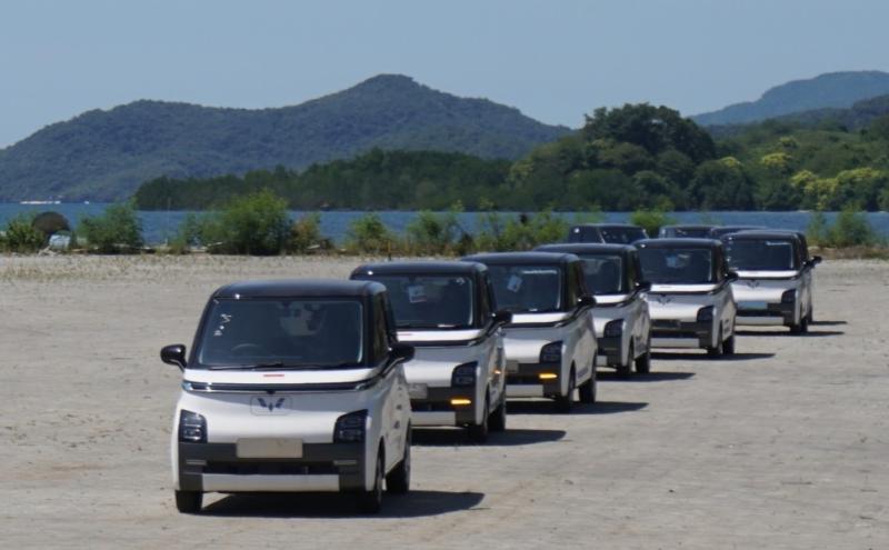 Telah tiba 50 unit kendaraan listrik Wuling Air ev di Labuan Bajo, Nusa Tenggara Timur untuk mendukung mobilitas delegasi KTT ASEAN, 9-11 Mei 2023