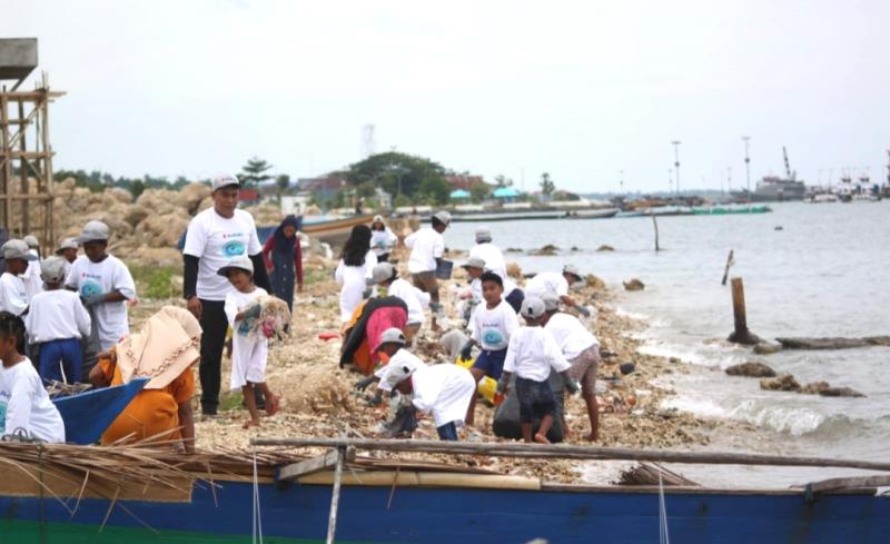 Wujudkan Area Konservasi Mangrove Bersih dan Lestari, Suzuki Gelar Clean Up The World di Morotai, Maluku Utara