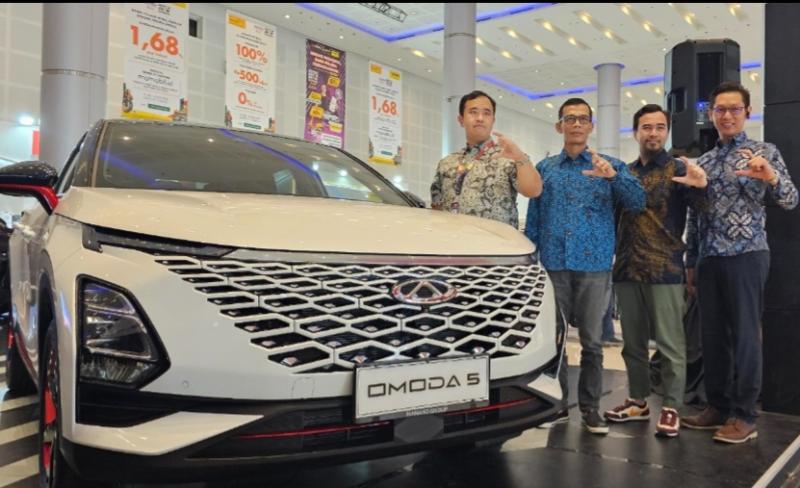 Chery OMODA 5 sebagai SUV crossover premium bergaya futuristik hadir di IIMS 2023 Surabaya