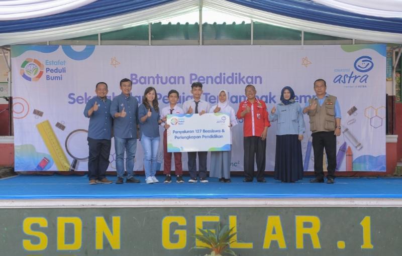 Asuransi Astra bantu wujudkan pendidikan berkelanjutan di Cianjur, dengan melakukan renovasi ruang kelas sekolah korban gempa bumi