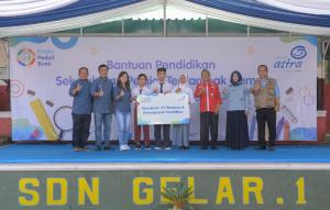 Asuransi Astra Bantu Wujudkan Pendidikan Berkelanjutan di Cianjur, Renovasi Ruang Kelas Sekolah Korban Gempa Bumi