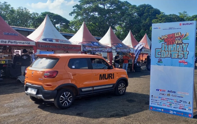 Support GT Radial mendapat respon positif atas sukses Indonesia Jimny Festival di Sentul International Circuit Bogor kemarin 