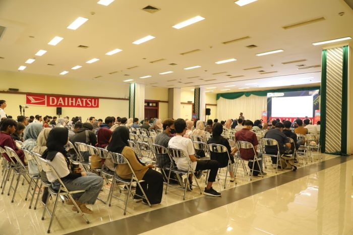 Daihatsu Gelar Workshop Goes to Campus di Universitas Gajahmada Yogyakarta