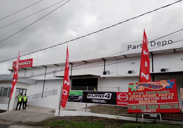 Dekatkan Layanan ke Pelanggan, Hino Truck Buka Depo Baru di Ternate, Maluku Utara