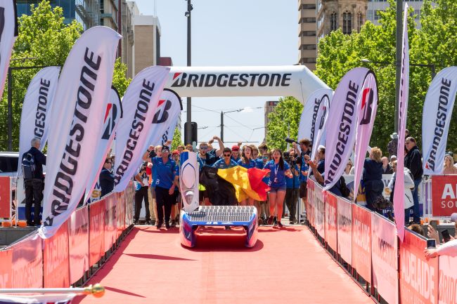 Bridgestone terlibat dalam acara motorsport World Solar Challenge 2023