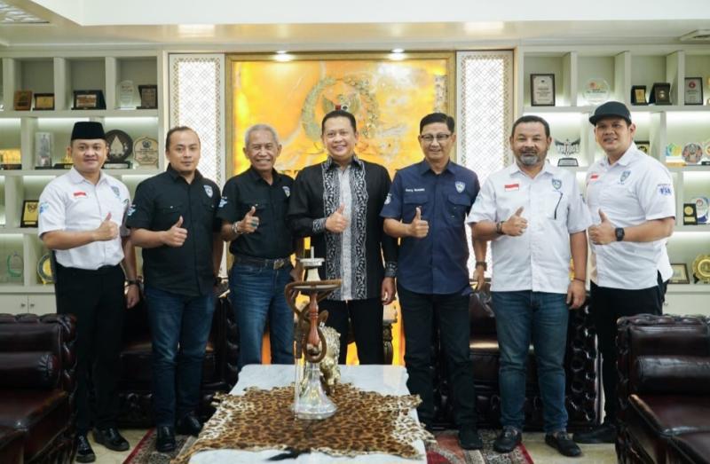 Bertemu Ketum IMI Pusat Bamsoet, Ketua IMI Jatim Bambang Haribowo dan pengurusnya matangkan rencana pelaksanaan Jambore Nasional IMI 2023