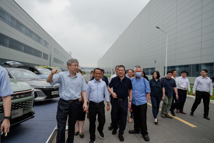 Delegasi Pemerintah Indonesia Kunjungi Pabrik Chery Automobile di Wuhu China