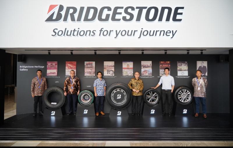Petinggi Bridgestone Indonesia di pameran GIIAS 2023