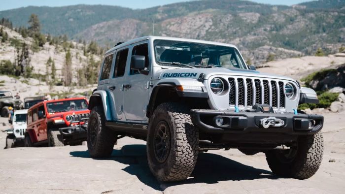 70 Tahun Robicon Dirayakan Dengan Jambore Jeep di Pegunungan Nevada Dekat Danau Tahoe Amerika Serikat 