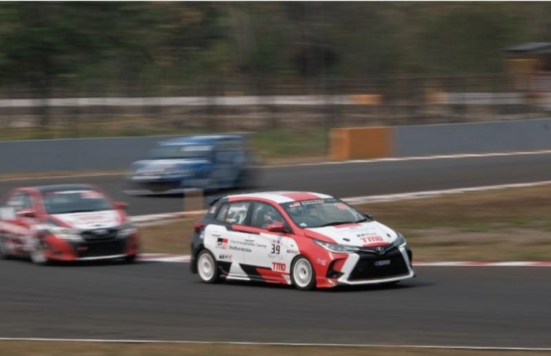 Kemenangan Haridarma Manoppo dan Amato Rudolph dari Toyota Gazoo Racing Indonesia, melecut GT Radial makin semangat lakukan pengembangan untuk menandingi ban impor di ajang balap ISSOM 2023