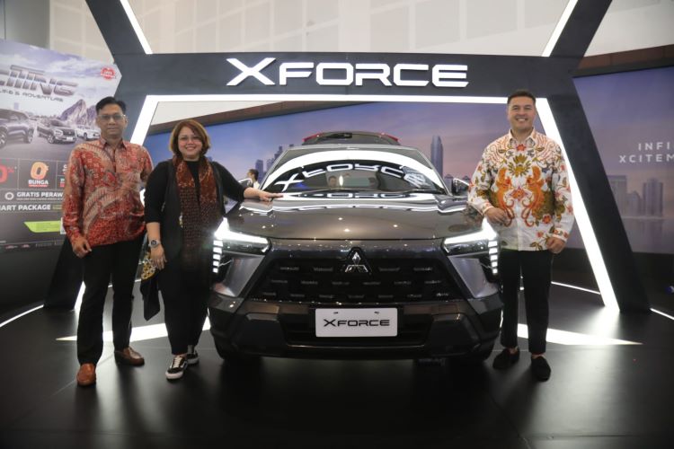 Mitsubishi XFORCE ikut nongkrong di pameran GIIAS Surabaya 2023