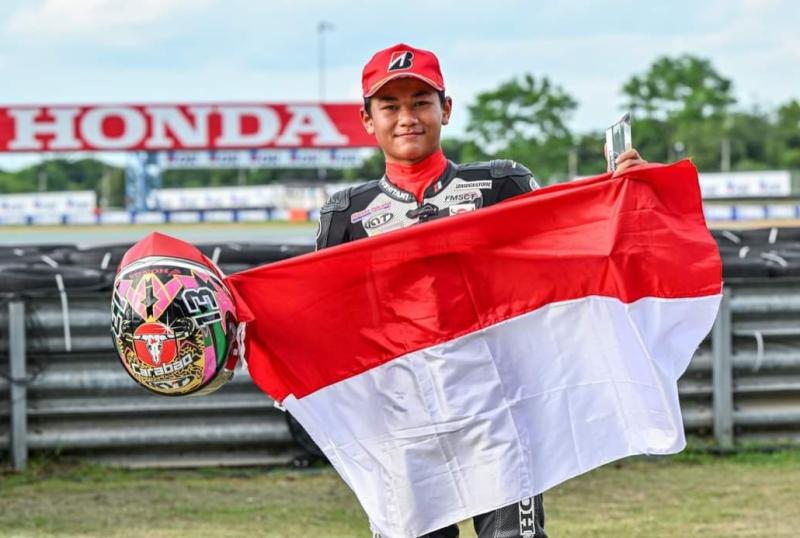  Decksa Almer (15 tahun) membanggakan Indonesia dengan meraih juara umum di Thailand Talent Cup 2023 di Chang International Circuit, Buriram, Thailand