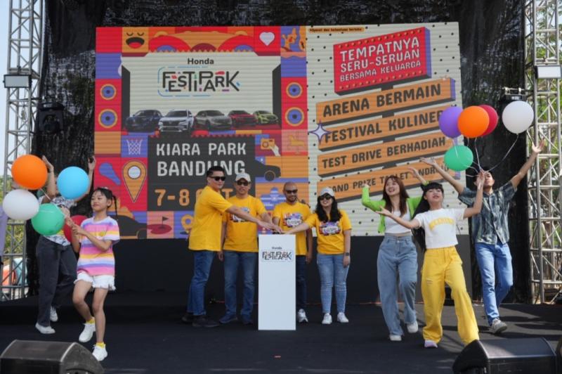 Keseruan Honda FESTIPARK telah dimulai hari ini di Kota Bandung, dan terbuka untuk masyarakat umum